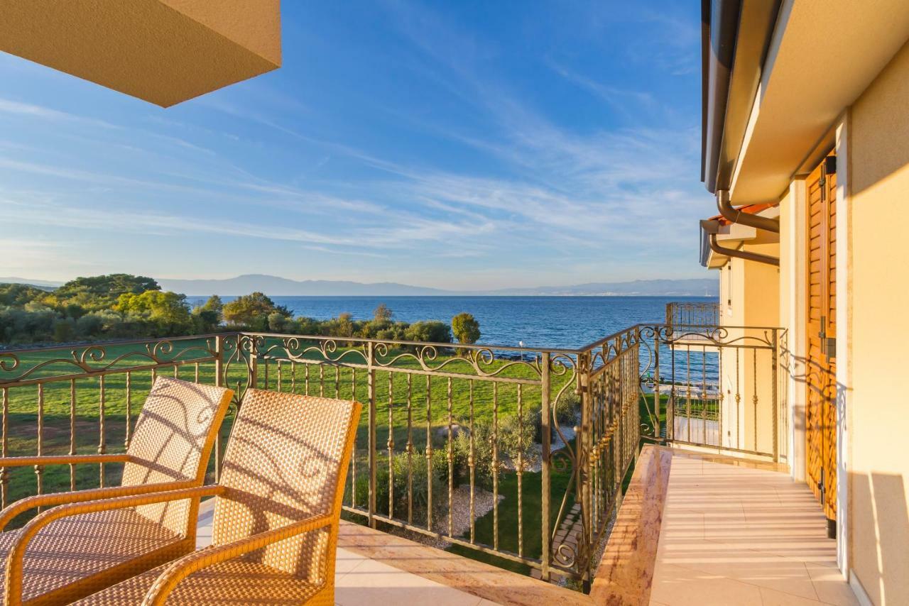 Luxury Apartments Villa Matea 2 Malinska Eksteriør bilde